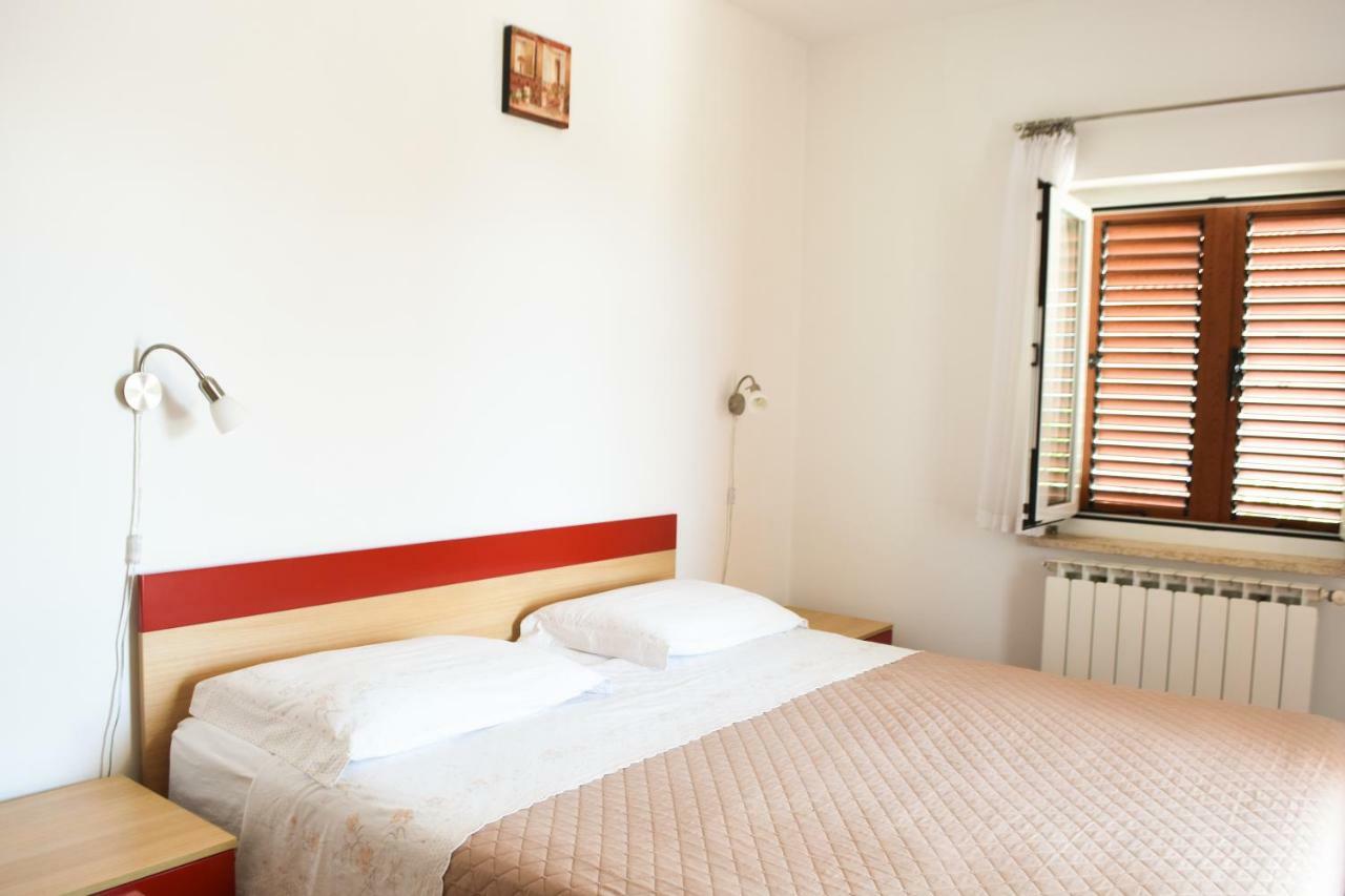Rooms Ljubica Cres Exteriör bild